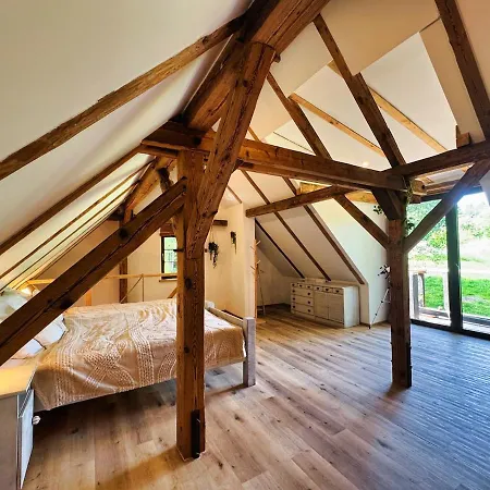 Couple Retreat In A Historic Loft Surrounded By Nature Ploczki Gorne